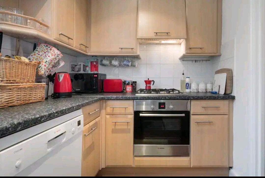 Stylish Room With Private Bath & Terrace In Super Central Clapham Junction Minutes From Victoria, Waterloo Londýn Exteriér fotografie