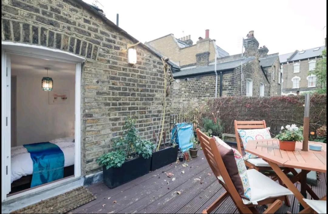 Stylish Room With Private Bath & Terrace In Super Central Clapham Junction Minutes From Victoria, Waterloo Londýn Exteriér fotografie